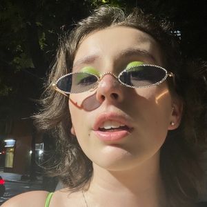 Hi!  I’m Your Posher Victoria!